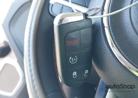 2018 Jeep Renegade Sport 4X4 from USA, damaged, VIN ZACCJBAB0JPH51939